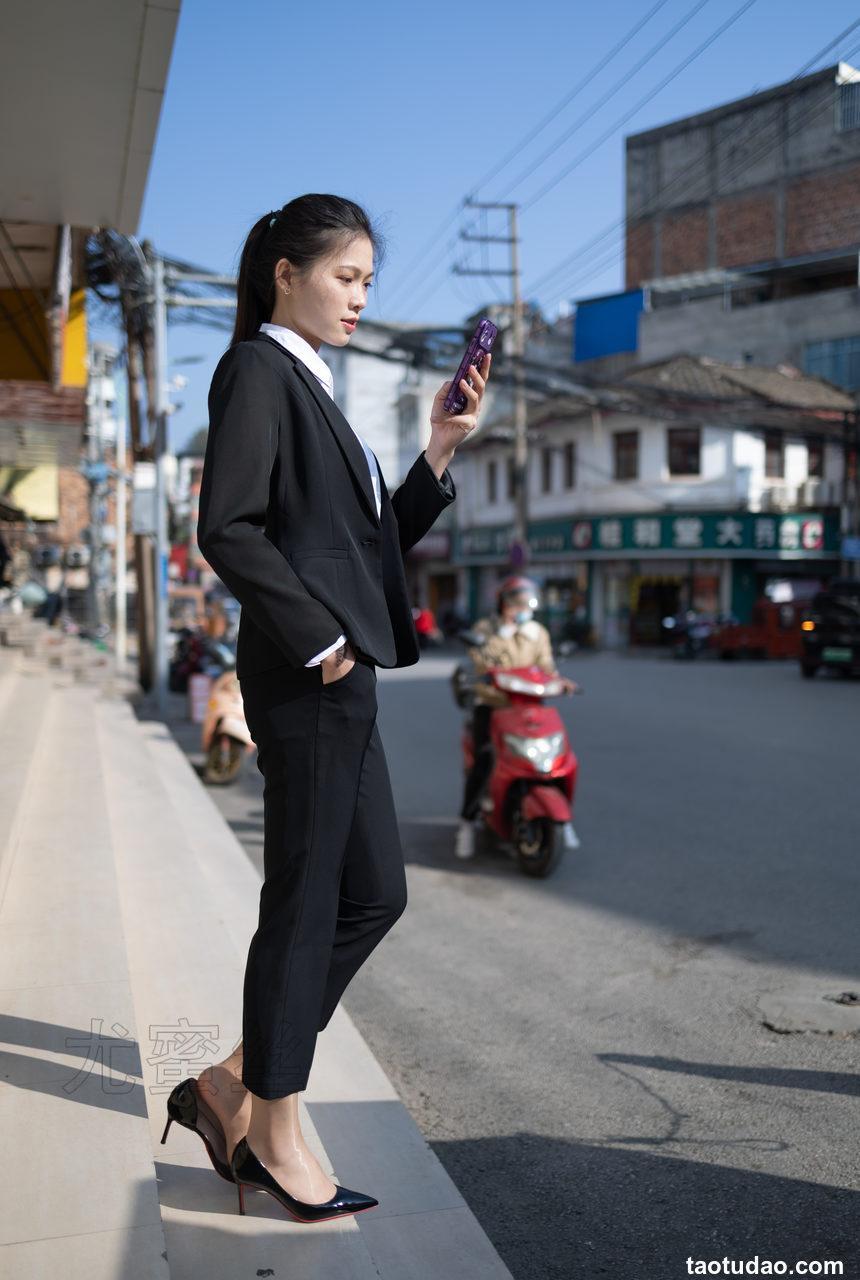 [尤蜜丝]穿搭写真 NO.137[100P／783MB]