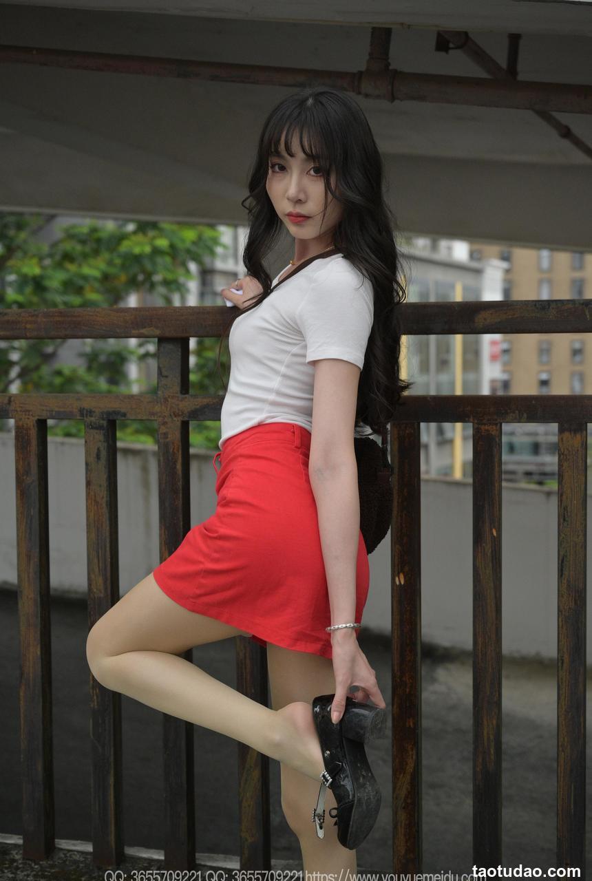 [IESS异思趣向] 2025.05.19 丝享家 2057 团团《红裙子（下）》[83P-140.6M]