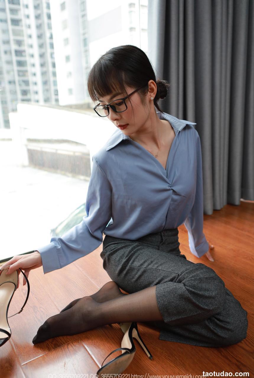 [IESS异思趣向] 2025.04.11 丝享家 2025 小金《西裤里丝》[90P-85MB]