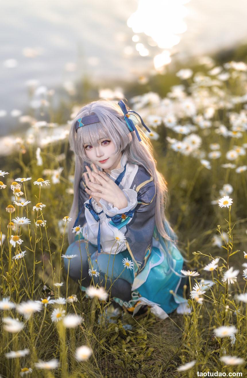 花柒Hana –  崩坏：星穹铁道 流萤[18P-112.5M]