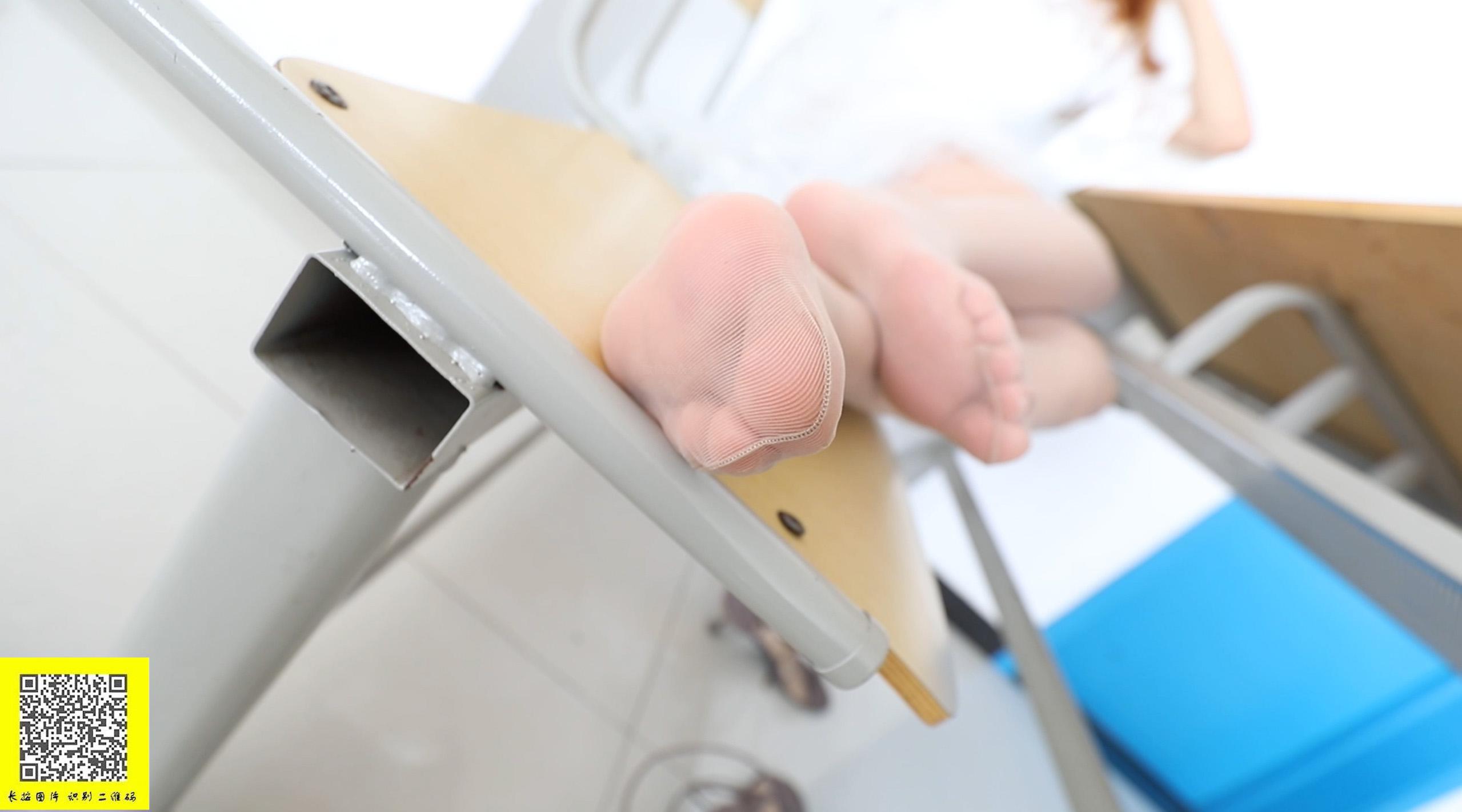 [LSS山茶摄影]丝足视频 NO.010[1V／201MB]