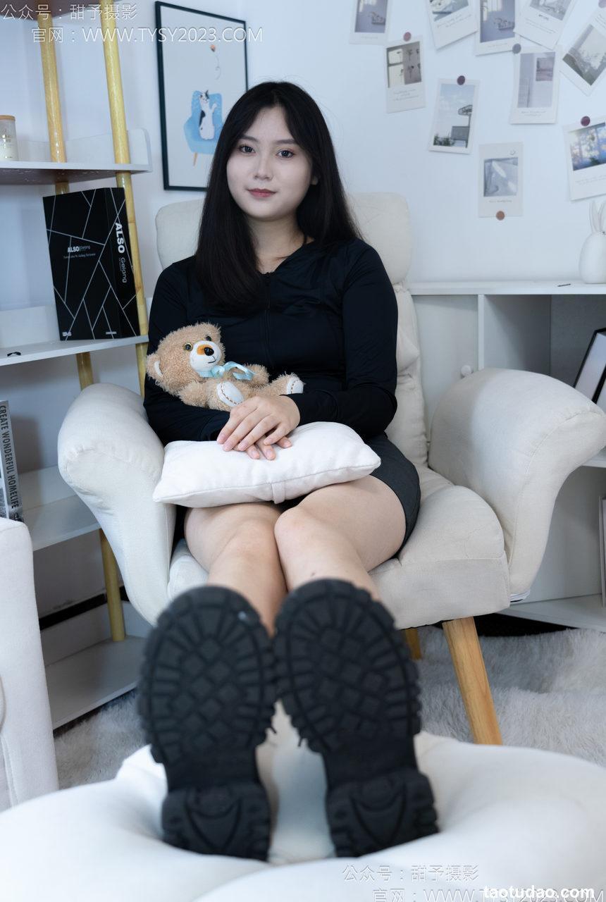 甜予摄影 NO.118 土豆-皮鞋、白棉袜、裸足[121P+2V／10.1GB]