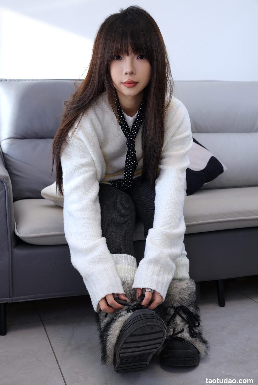 绮梦摄影：第145期 章章 （完整珍藏版）【图包+视频】[520P+2V-15.7G]