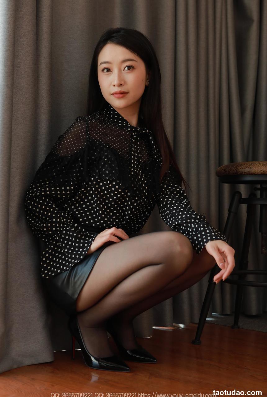 [IESS异思趣向] 2025.04.03 丝享家 2018 小婕《半透波点衫（下）》[87P-79MB]