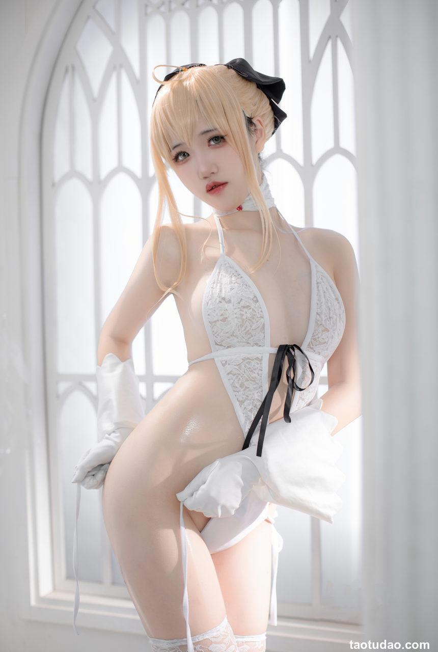 阿薰kaOri - FGO 白Saber [50P-199MB]