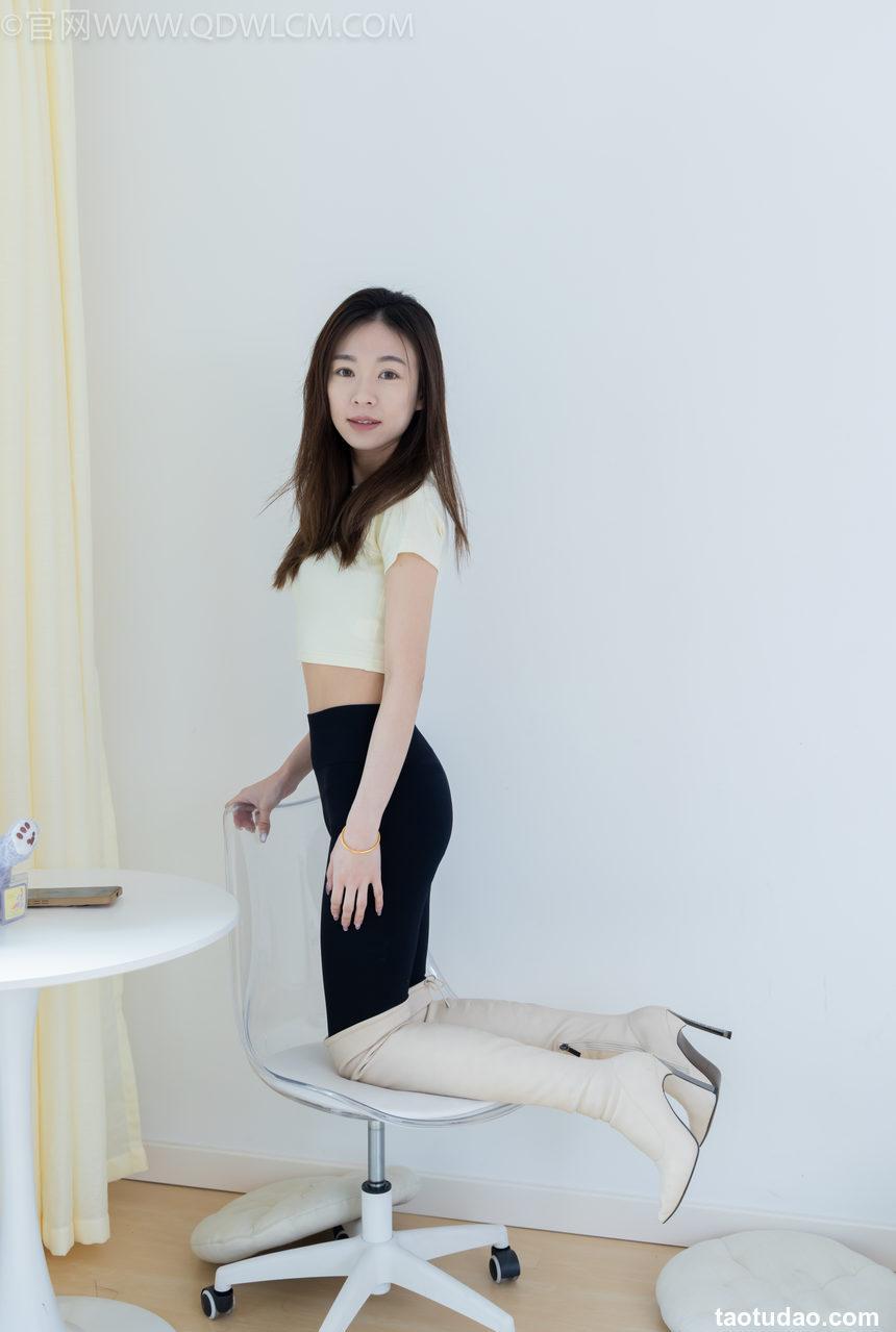 物恋传媒 No.2339 婷婷-长靴、白棉袜、裸足 [175P1V-4.28GB]