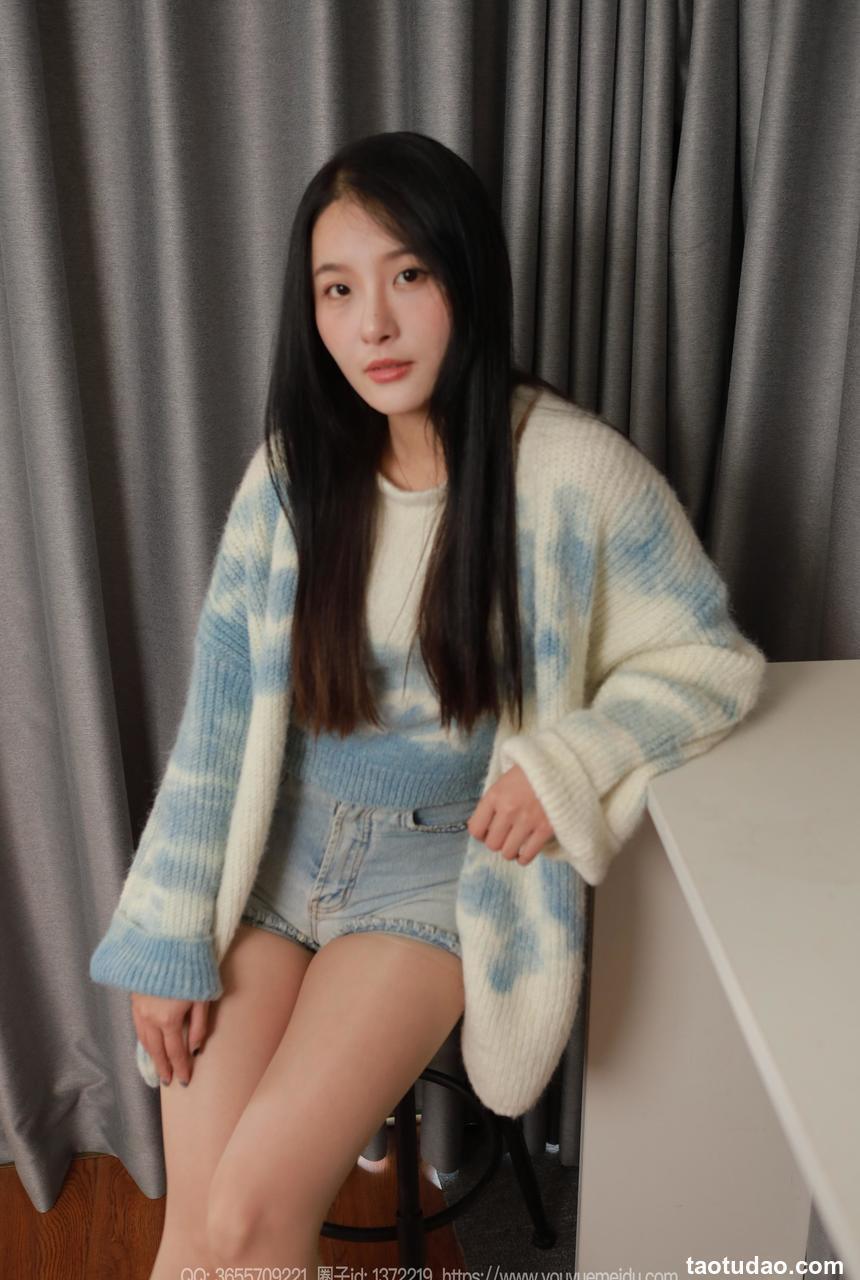 [IESS异思趣向] 2025.01.03 丝享家 1941 婉萍《蓝白毛衣（上）》[90P95MB]