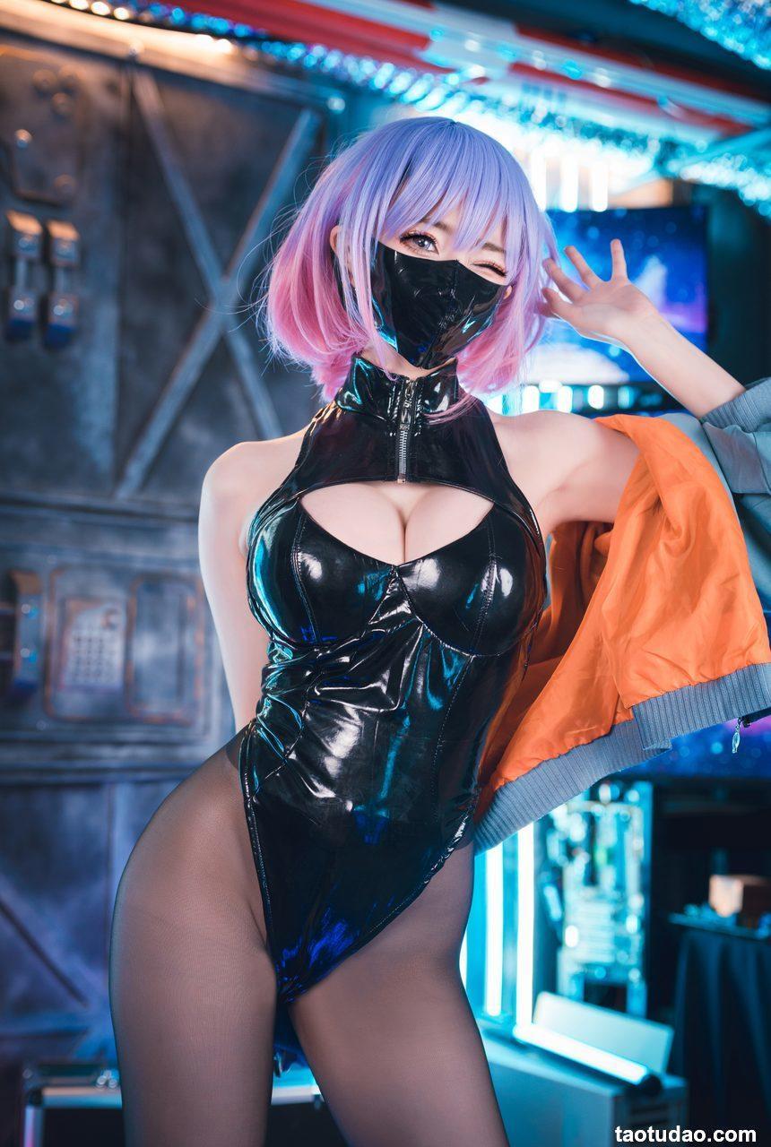 Sally Dorasnow – LUNA[35P-278.8M]