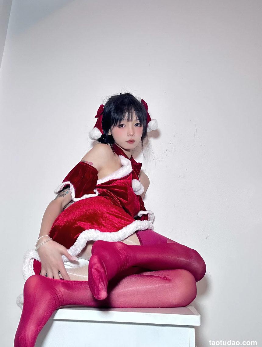 聂骄傲-圣诞红色魅惑 [20P-25M]