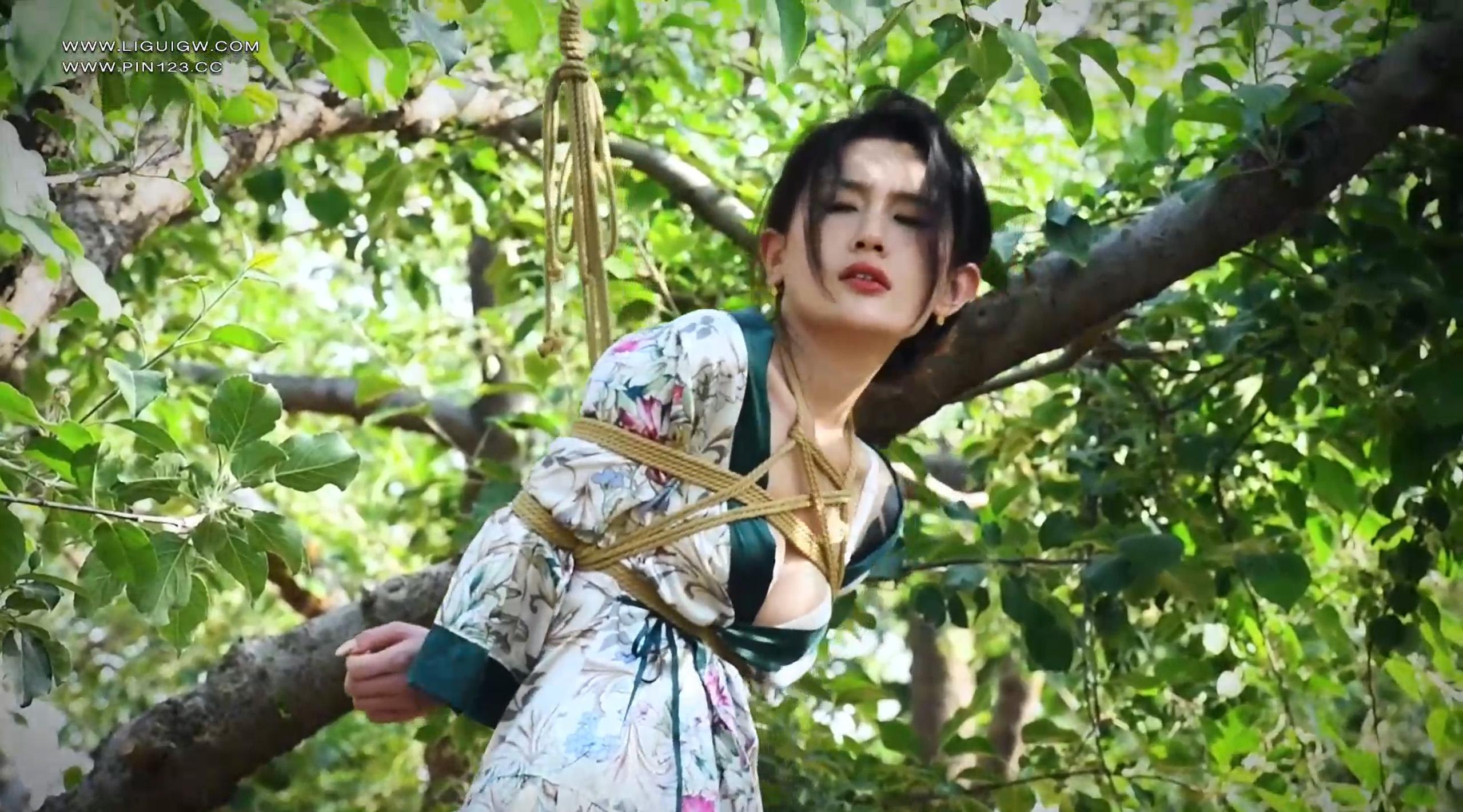 [Ligui丽柜] 2024.07.13 HD视频《甜甜户外美束-会员定制》甜甜 [1V-467M]