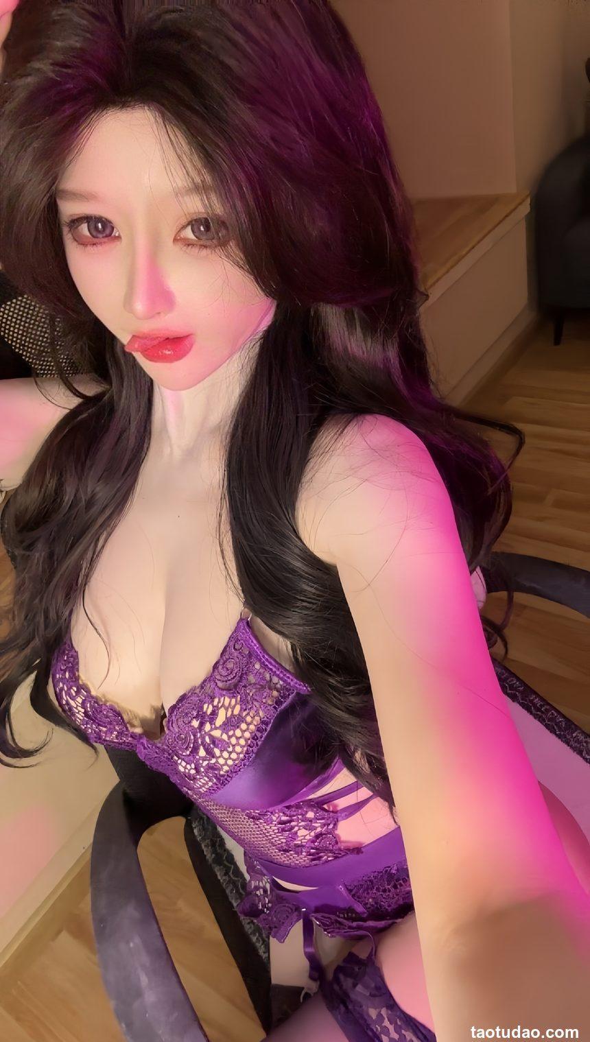 无欲无求的推土君_紫色性感细腰情趣内衣 [15P+5V-217MB]